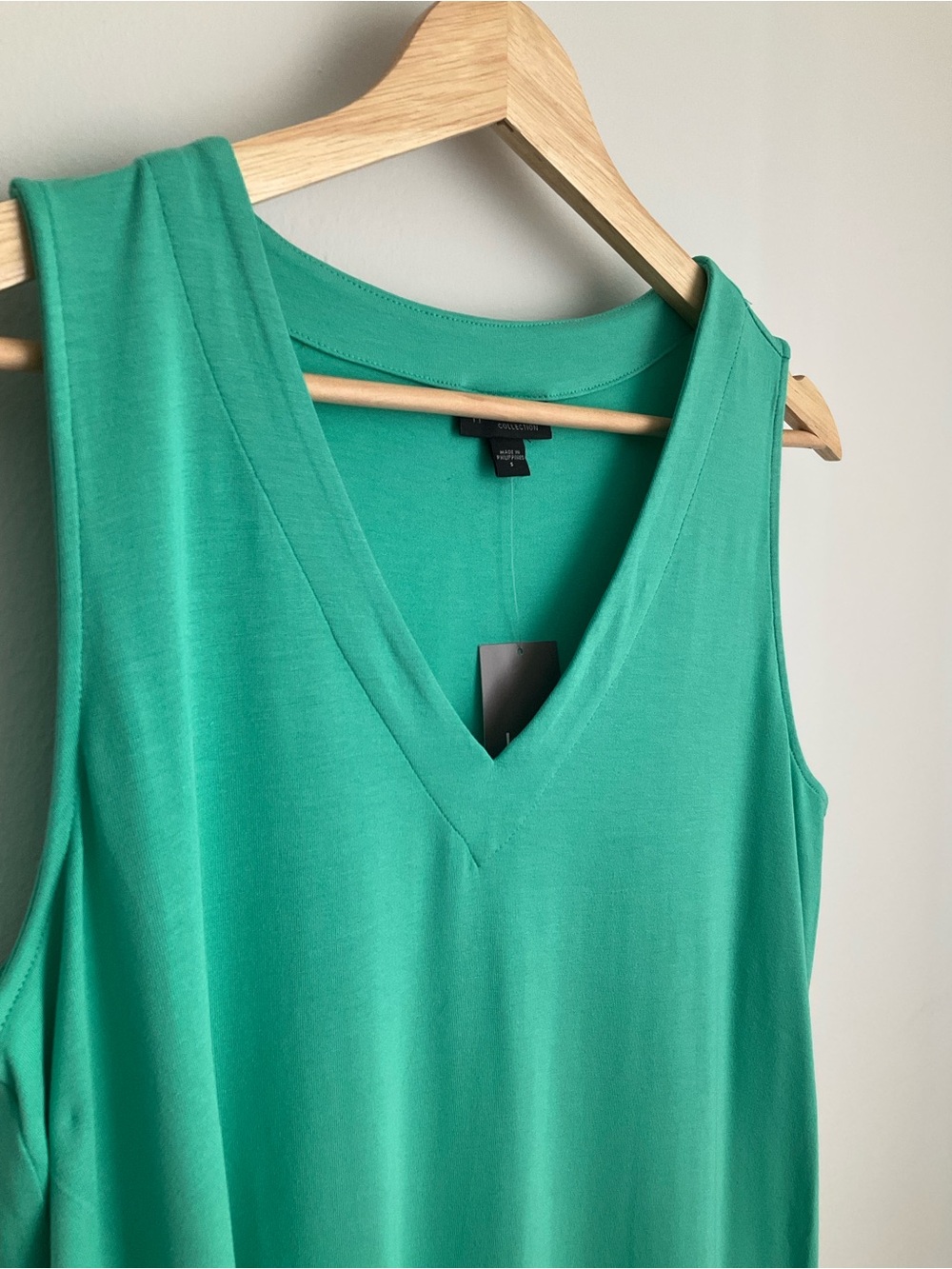 J. Jill Wearever Layering Tunic Tank Top Mint Julep Green V-Neck Size Small NWT - Picture 3 of 11